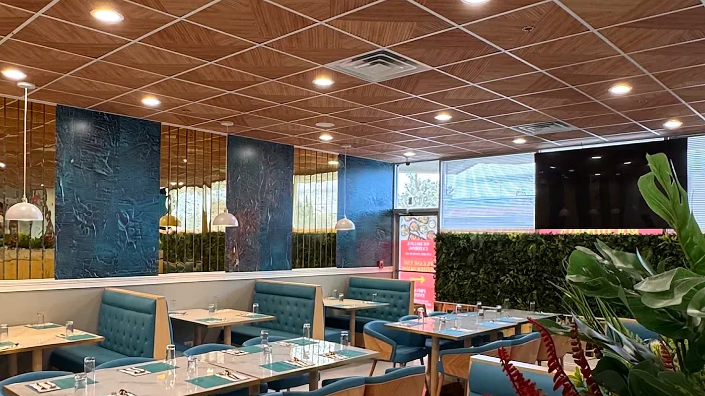 The dining room at Honest Orland Park