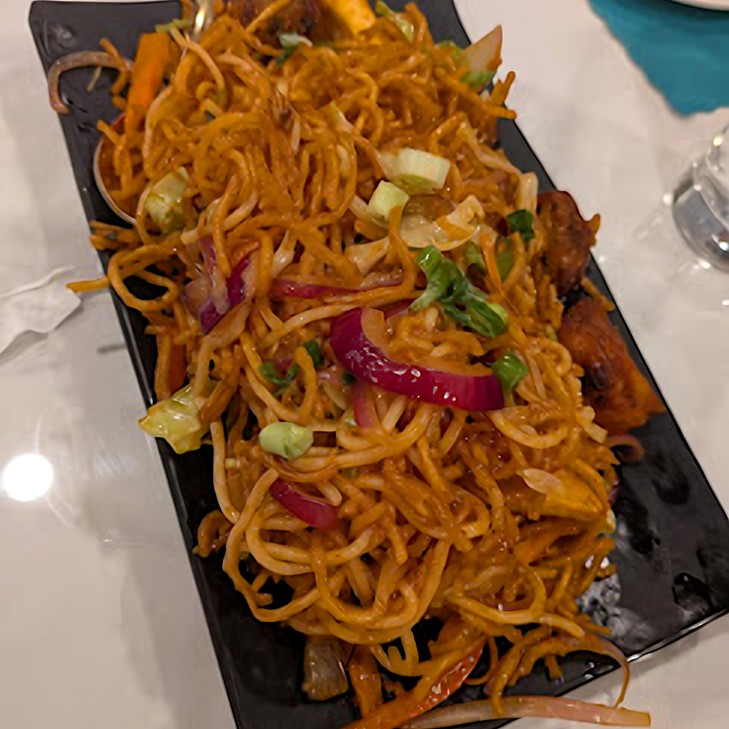Veg Chilli Garlic Noodles